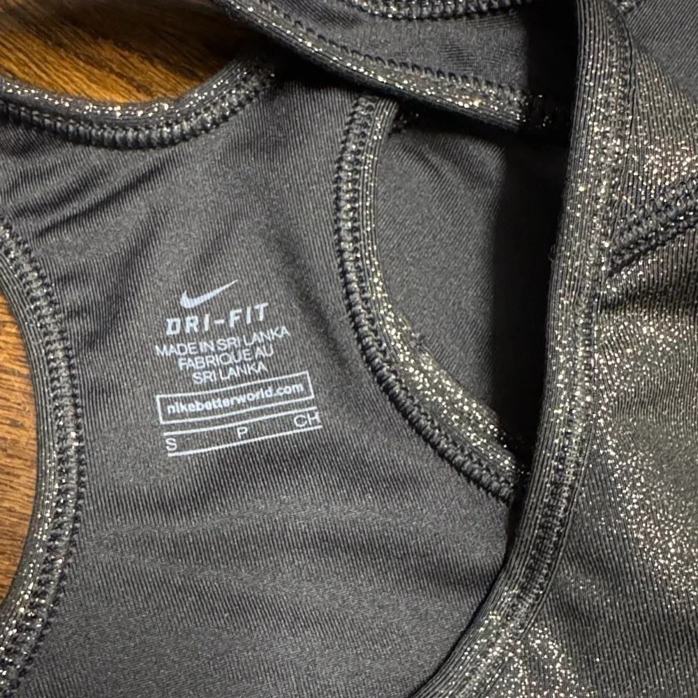 Nike Sports Bra in Black/Gold, Size: S